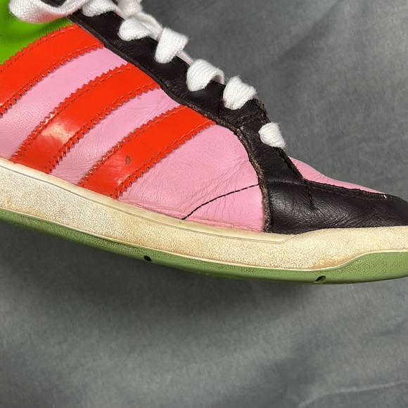 ADIDAS Leather Chucks | Women's Size 8.5 - Picture 3 of 8